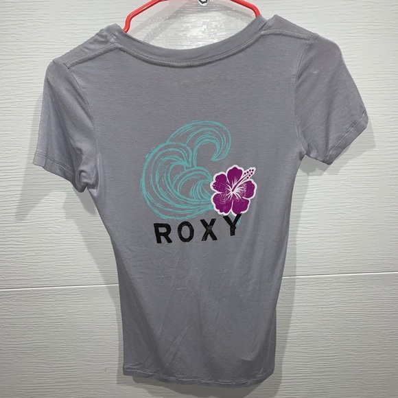 Grey Roxy fitted tee - Picture 2 of 2